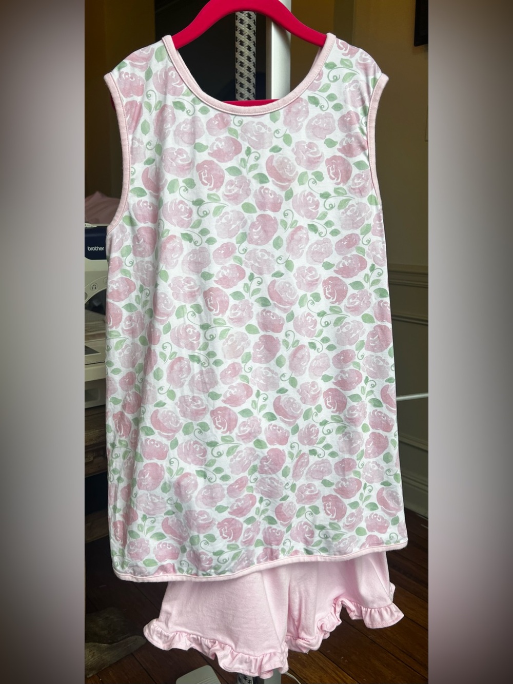 Stitchy Fish Girls' Pink Floral Sleeveless top with Shorts size 12 EUC